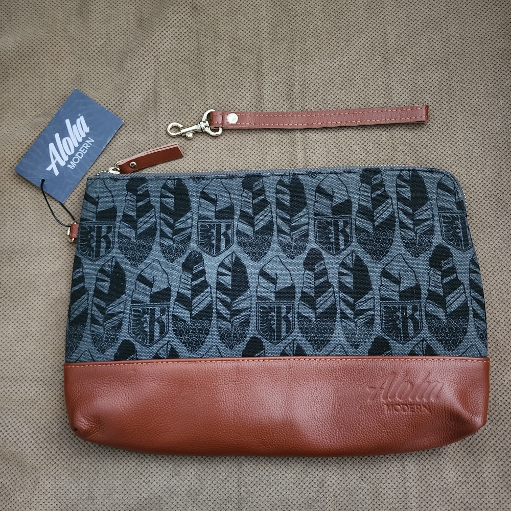 Aloha Modern pueo feather print clutch  wristlet large Hawaii